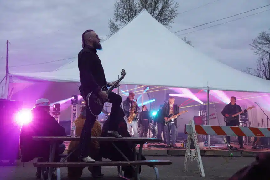 Crowds enjoying vendors, music, and legal cannabis zones at the 2025 OhioCannabis.com Festival & Farmers Cup in Frazeysburg.